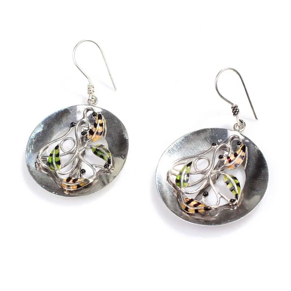 925 Ayar Gümüş Çanaklı Sarı Mineli Yaprak Model Küpe ürün görseli 1