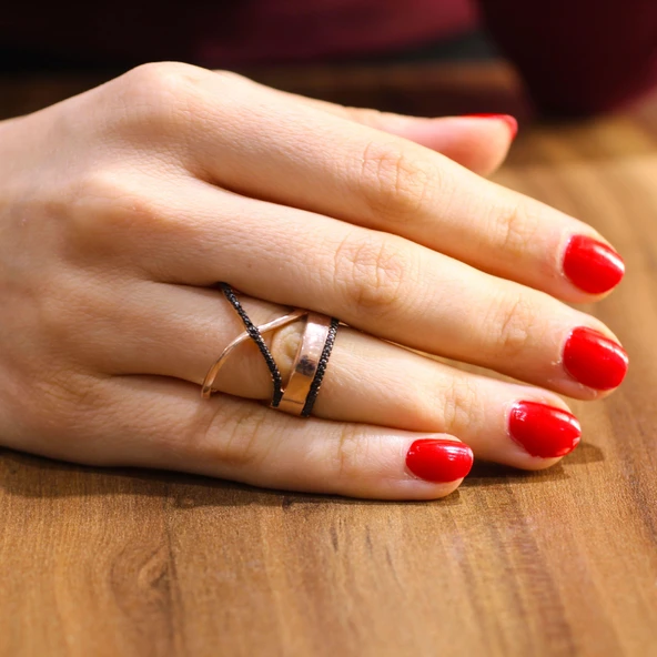 925 Ayar Gümüş XO Model Rose Renk Yüzük ürün görseli 1