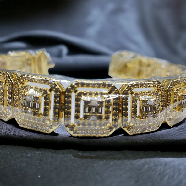 Gold Altın Görünümlü Taşlı İnce İşçilik Çelik Kadın Bilekliği 20cm - 2