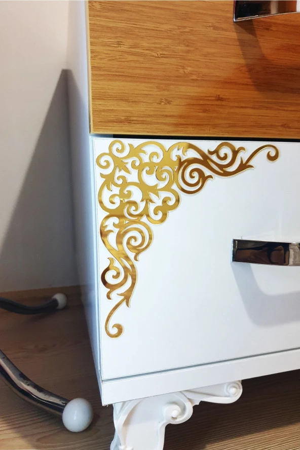 KEMSON Dekoratif Kapak Köşe Dekoru Ayna Pleksi Klasik Gold - 2