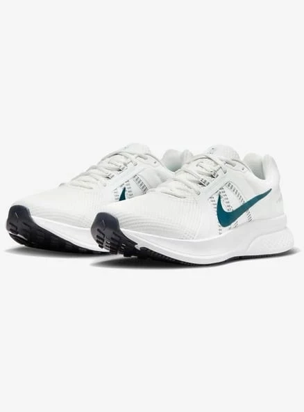 Nike Run Swift 2 Erkek Koşu Ayakkabısı - 3