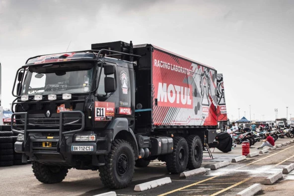 MOTUL 6100 SYN-CLEAN FE 5W30 - 5 LİTRE DPF PARTİKÜLLÜ ACEA C2-C3 - 2