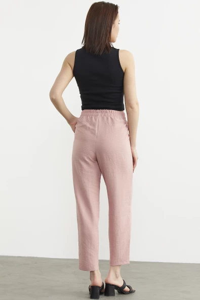 Paça Büzgü Detaylı Krep Pantolon - Pembe - 6