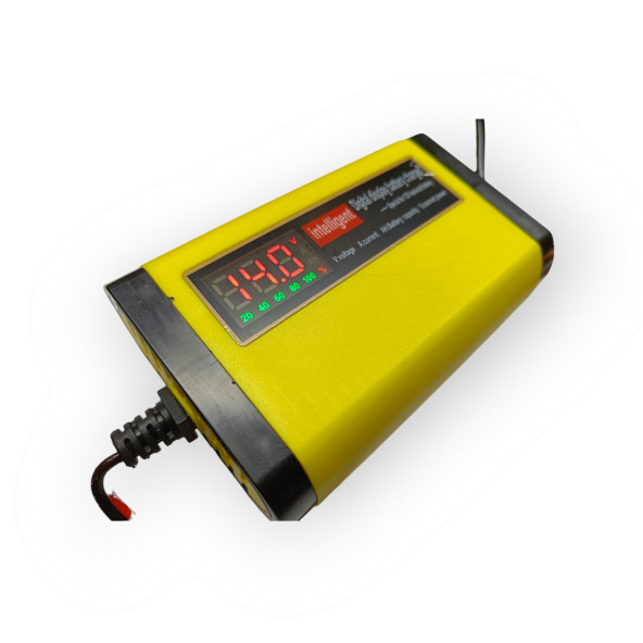 12V Akü Prizden Şarj Cihazı 12V 2A LCD Ekranlı Hızlı Şarj istasyonu - 2