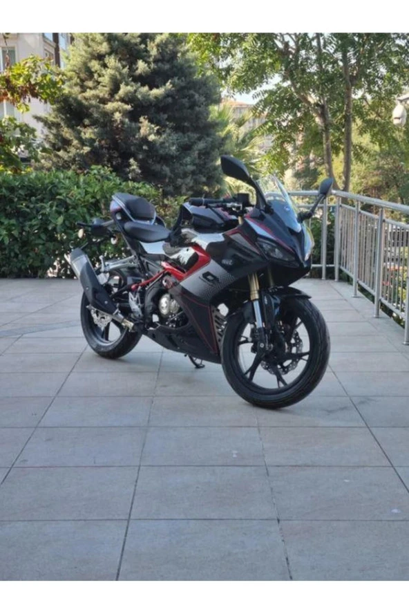QJ Motor Srk 125 R Siyah-kırmızı - 2