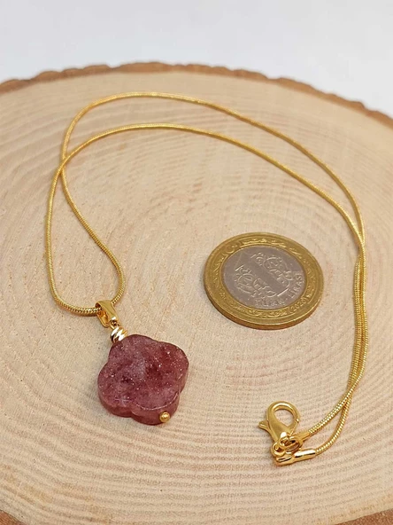 Çilek Kuvars Taşı Kolye Ucu Yonca Temalı Altın Kaplama Zincirli (49792) - Resim 3