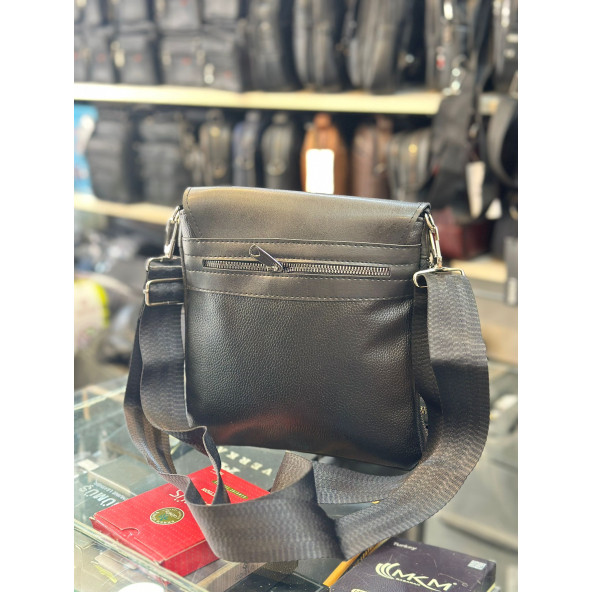 TRG POLO SUNİ DERİ  SİYAH OMUZ ÇANTASI ürün görseli 1