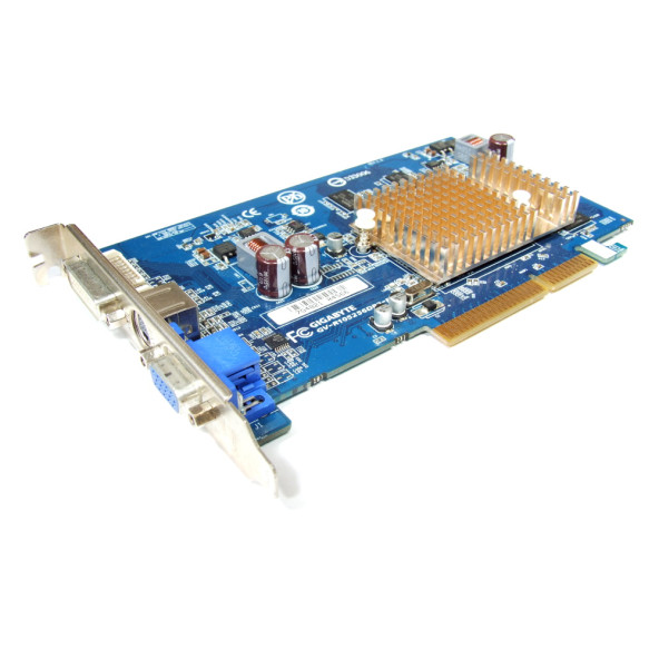 2. EL Gigabyte ATI Radeon X1050 256MB GDDR2 DVI VGA AGP 8x Ekran Kartı GV-R105256DP2-RH