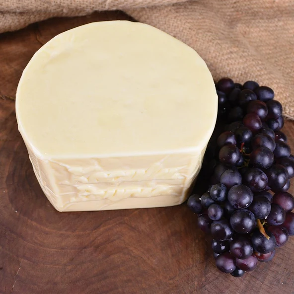 Gurmepark Kars Taze Kaşar Peyniri 2000 g e