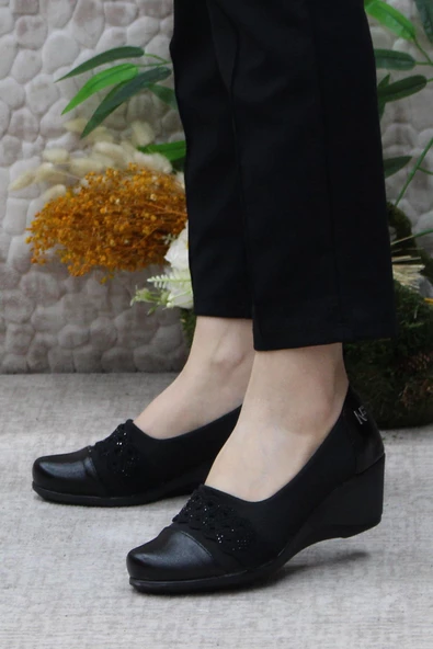 Fort Nfx 42015 Siyah Hafif Rahat Dolgu Taban Şık Kadın Günlük Ayakkabı - Resim 3