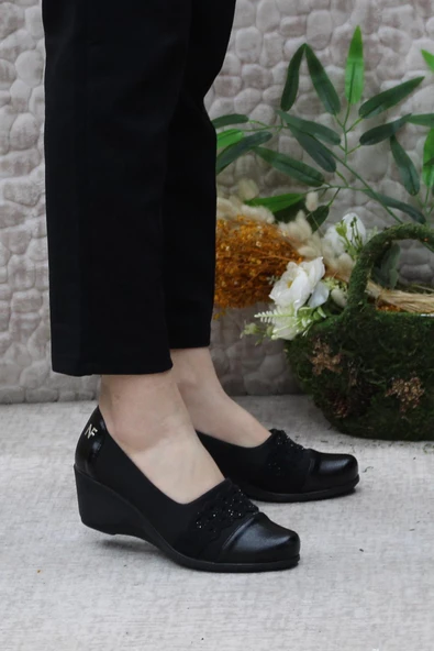 Fort Nfx 42015 Siyah Hafif Rahat Dolgu Taban Şık Kadın Günlük Ayakkabı ürün görseli