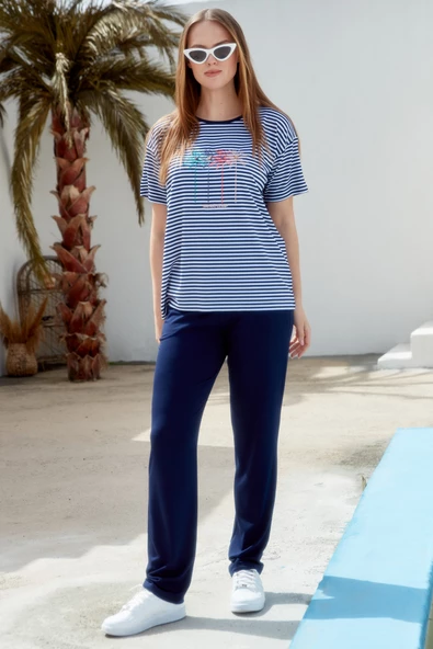 Sıfır Yaka Nakış Detaylı Çizgili Penye Takım - Lacivert - Resim 2