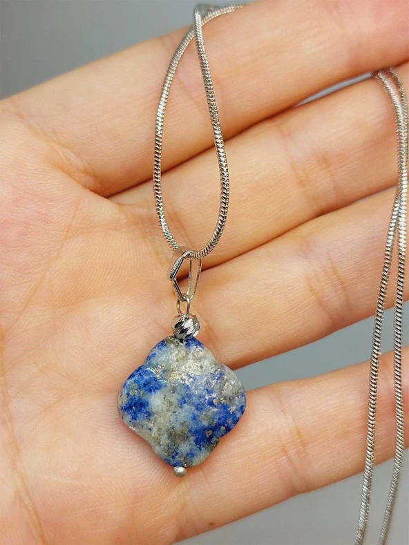 Lapis Taşı Kolye Ucu Yonca Temalı Zincirli (49830) ürün görseli