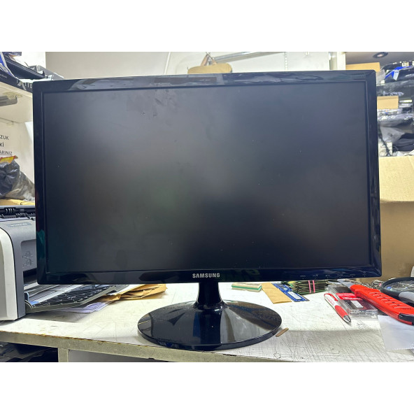 Samsung S22d300ny 21.5 22 İnch Led Wide Monitör YENİLENMİŞ 2. EL ÜRÜN