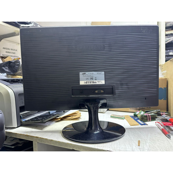 Samsung S22d300ny 21.5 22 İnch Led Wide Monitör YENİLENMİŞ 2. EL ÜRÜN - 3