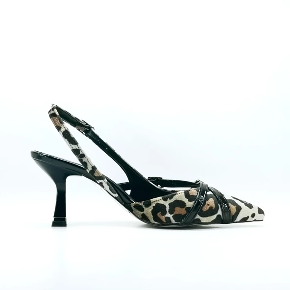 Janestt Çift Bantlı Toka Detaylı Rugan Kadın Topuklu Ayakkabı 147-PM492-945 - Resim 12