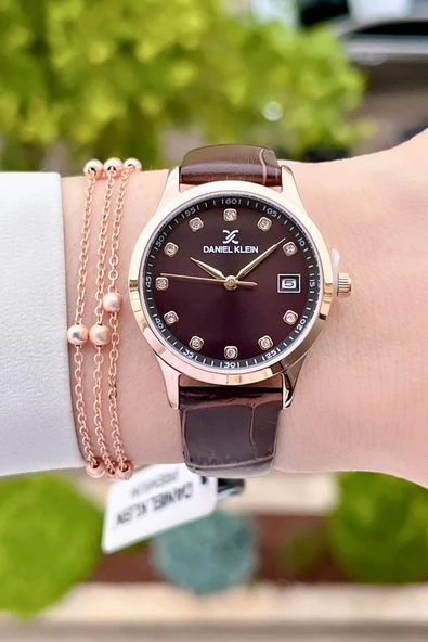 Daniel Klein DKISTE1149 Takvimli Kasası Rose Kordonu Kahverengi Renk Hediye Paketli Kadın Kol Saati ve Bileklik - Resim 3