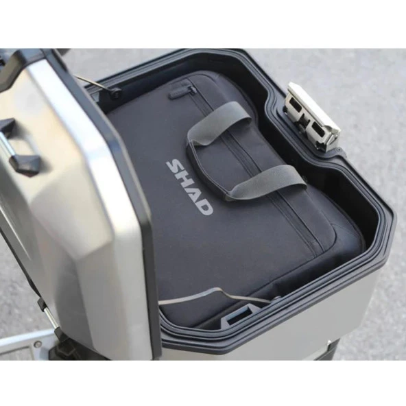 SHAD TR37 TERRA ALÜMİNYUM ÇANTA D0TR37100 - Resim 6