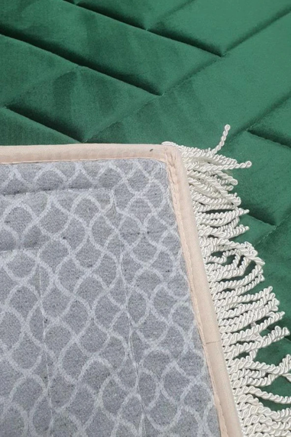 Çeyizdiyarı Saliha Kadife Dolgulu Seccade Zümrüt Yeşili - Resim 2