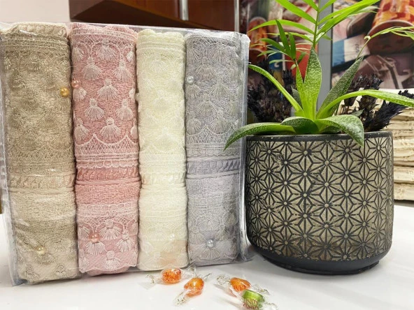 Derska 4lü Dantelli Çeyizlik Havlu Takımı