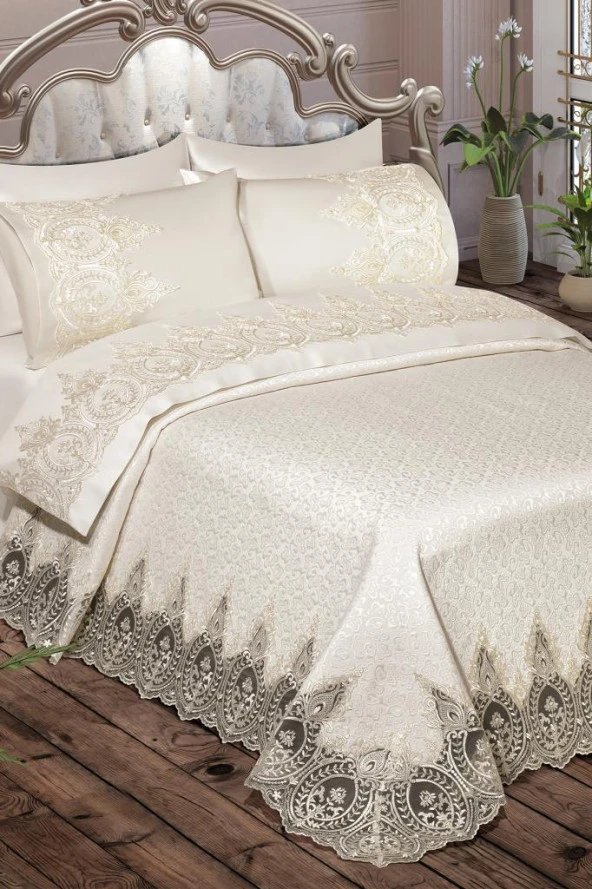 İlayda Fransız Güpürlü Brokar Pike Takımı Krem - Resim 5