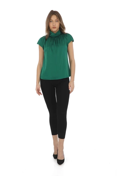 Yaka Drape Detaylı Saten Bluz 01-Yeşil