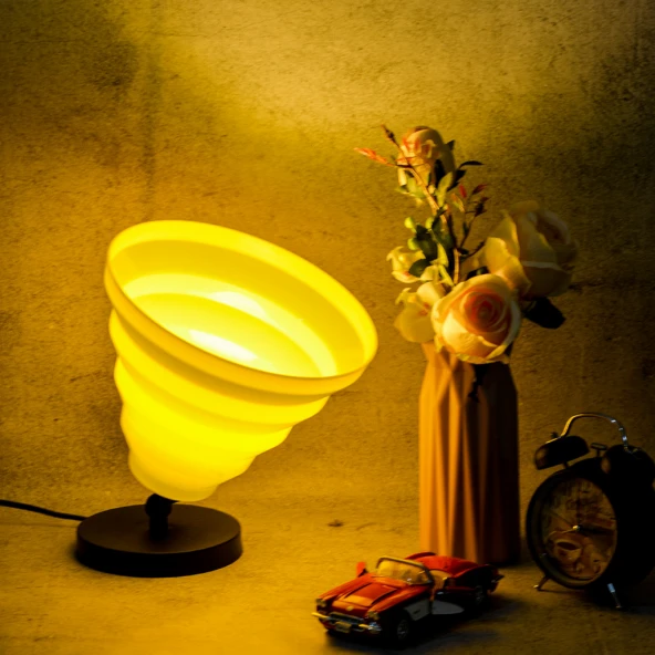 Facto Dekoratif Obje Alan Yer Köşe Bahçe Aydınlatması Lambader Abajur Sarı - 7