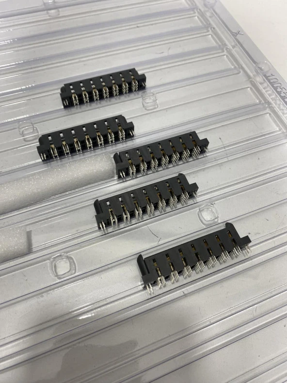 Amphenol 10106123-7000002LF Güç Konnektörü 5 Adet - Resim 4