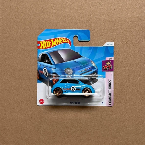 Hot Wheels Fiat 500e Compact Kings 2/5 22/250 Model Araba