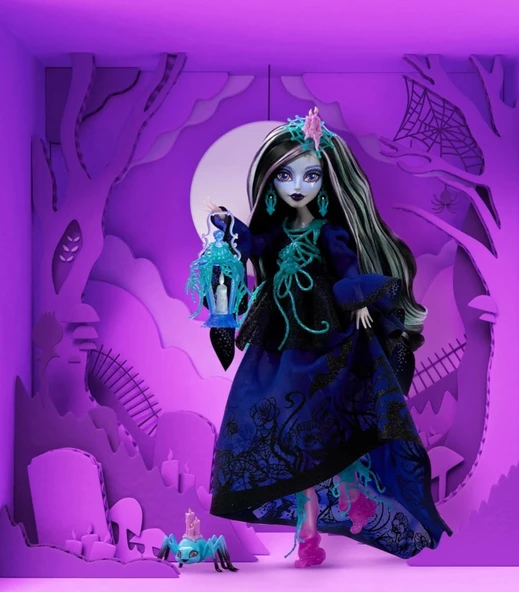 Monster High Designer Series Lenore Loomington Doll - 399636652883f3f6f4