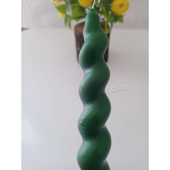 qosrix Yeşil İtalyan Burgulu Şamdan Mumu Doğal Kokulu Uzun Çubuk Konik Burgu Spiral Mum Dekoratif 1 Adet