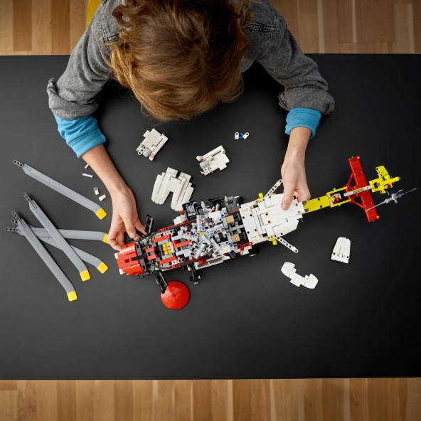 LEGO Technic Airbus H175 Kurtarma Helikopteri 42145 - 11 Yaş ve Üzeri Yapım Seti (2001 Parça) - 5