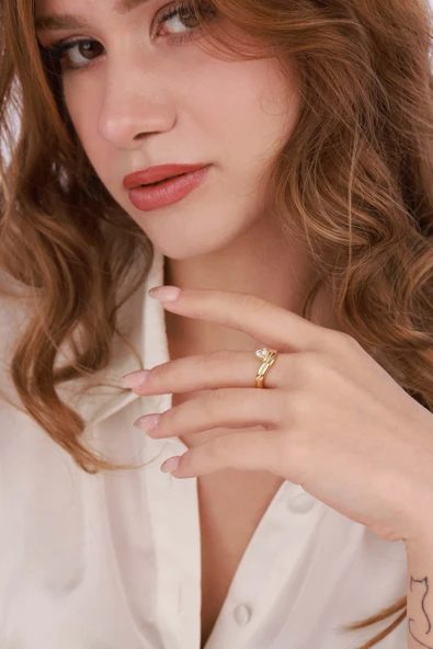 Beyaz Taşlı Kalpli Gümüş Yüzük - Gold Renk - Resim 6