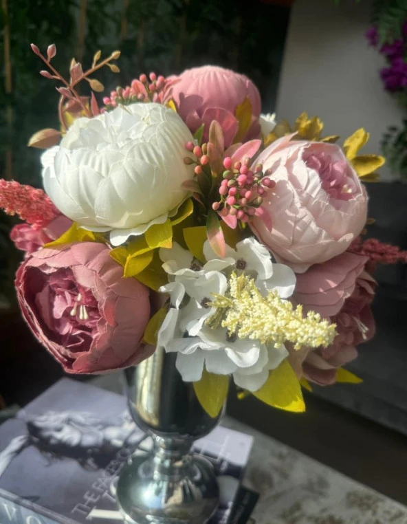 Nettenevime Yapay Çiçek Pastel Pudra Pembe Krem Şakayık Aranjmanı Gold Şamdan Vazolu Masa Üstü Çiçeği Arajman - Resim 6