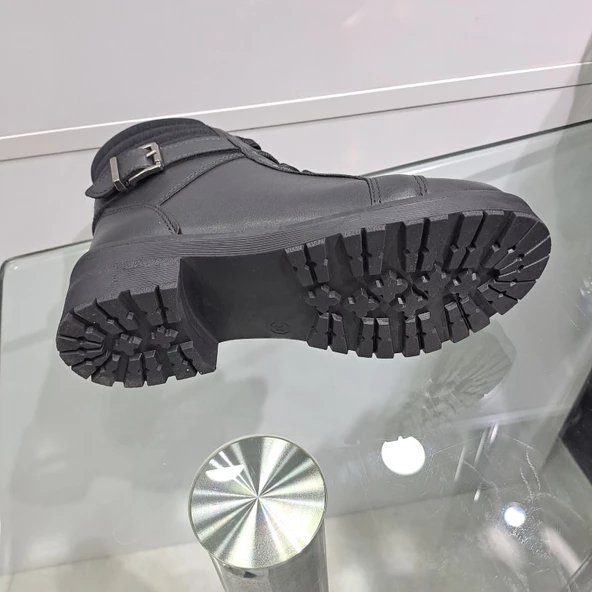 Bayan Comfort Taban Bağlı Fermuarlı Toka Aksesuarlı Bot - 3