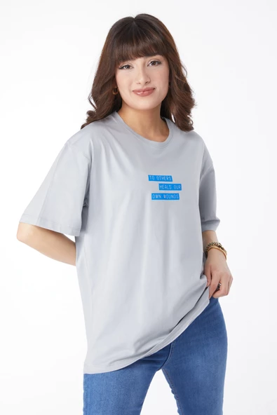 Düz Bisiklet Yaka Kadın Gri Baskılı T-shirt - 25172