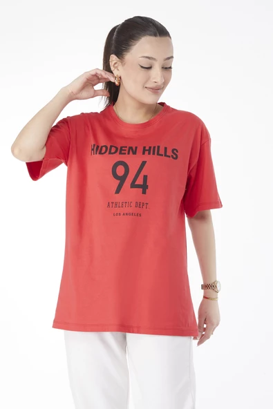 Düz Bisiklet Yaka Kadın Kırmızı Kısa Kollu Baskılı T-shirt - 24638