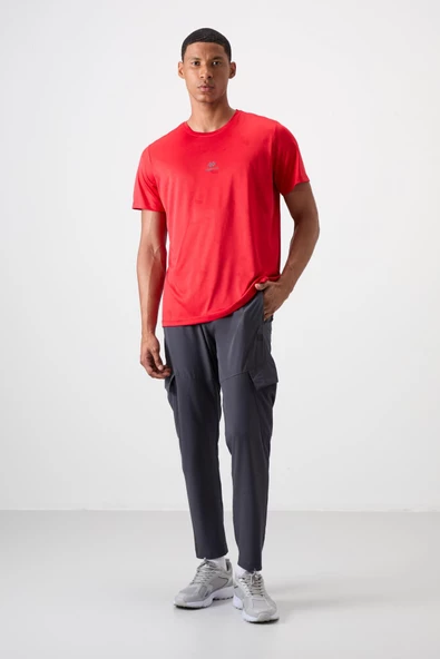 Tommy Life Kırmızı Polyester Nefes Alan Jakarlı İnce Esnek Standart Fit Erkek Performans T-Shirt - 88397IZI ürün görseli 1