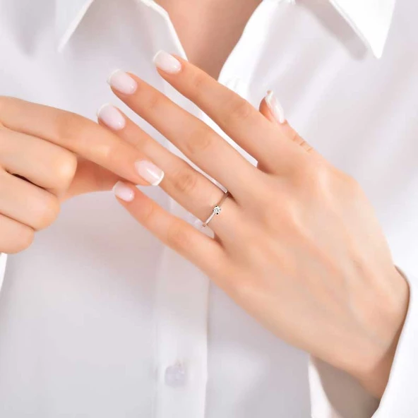 0.06ct Pırlanta Tektaş Yüzük-18K - Resim 3