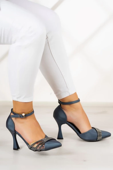 Erkan Saçmacı Çağla Lacivert Saten Taşlı Şeffaf Tasarımlı Ayakkabı - 2