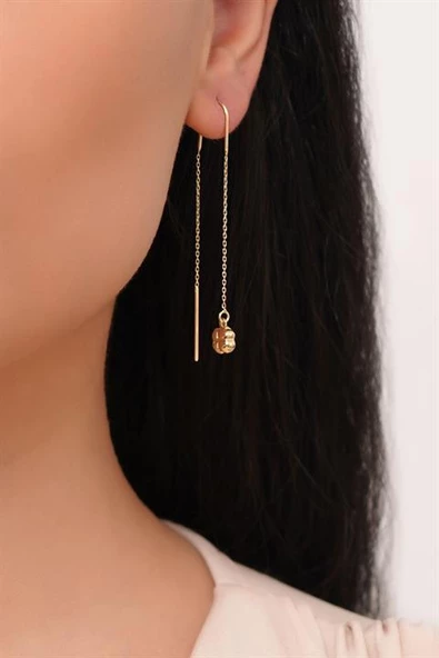 Altın Sallantılı Yonca Küpe ürün görseli 1