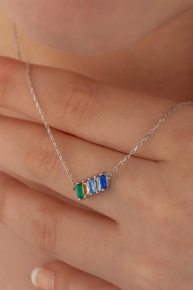 Kadın 925 Ayar Gümüş Baget Taşlı Kolye