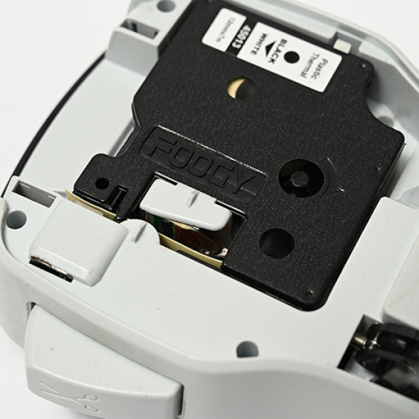 Foogy Dymo D1 Muadili Etiket Plastik Yeşil - 12 mm x 7 mt - 45019 - Eko Paket 5 li - 5