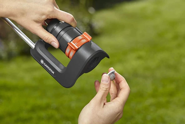 Gardena 18702 Salınımlı Çim Sulama Fıskiyesi