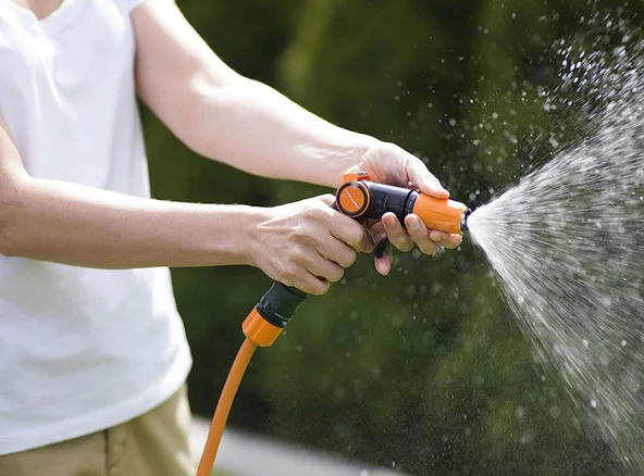 Fiskars 1020445 Bahçe Sulama Tabancası - 2