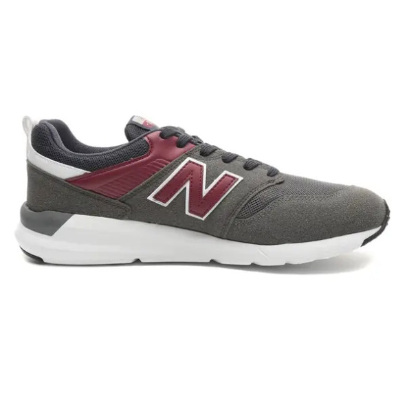 New Balance 009 Lacivert Erkek Spor Ayakkabı