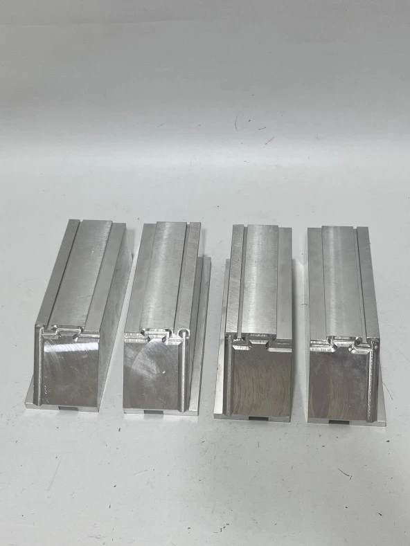 Paslanmaz Çelik Kasa Kaynak Kalıbı 4 Parça - Resim 2