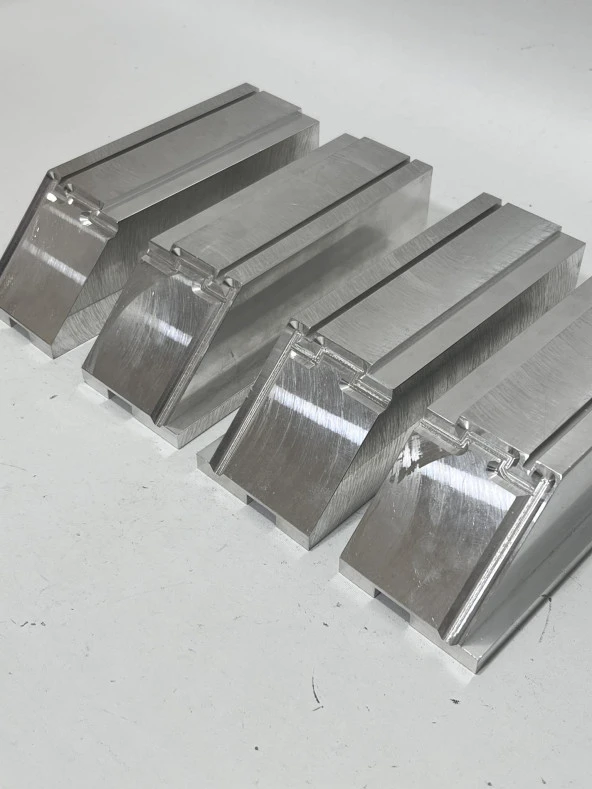 Paslanmaz Çelik Kasa Kaynak Kalıbı 4 Parça - Resim 3