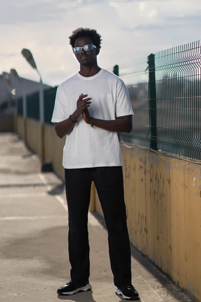 Bisiklet Yaka Havlu Kumaş Yarı Oversize (Hafif Geniş Model) T-shirt