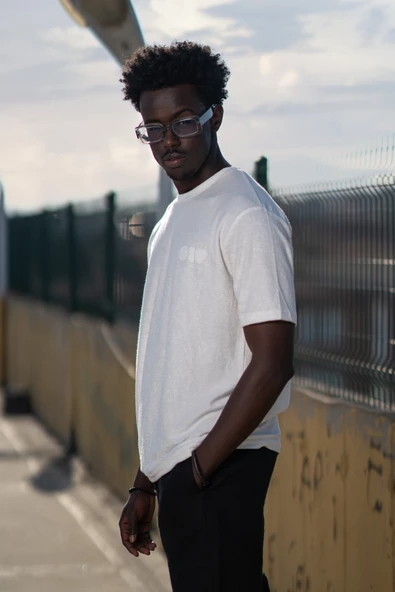 Bisiklet Yaka Havlu Kumaş Yarı Oversize (Hafif Geniş Model) T-shirt - Resim 3